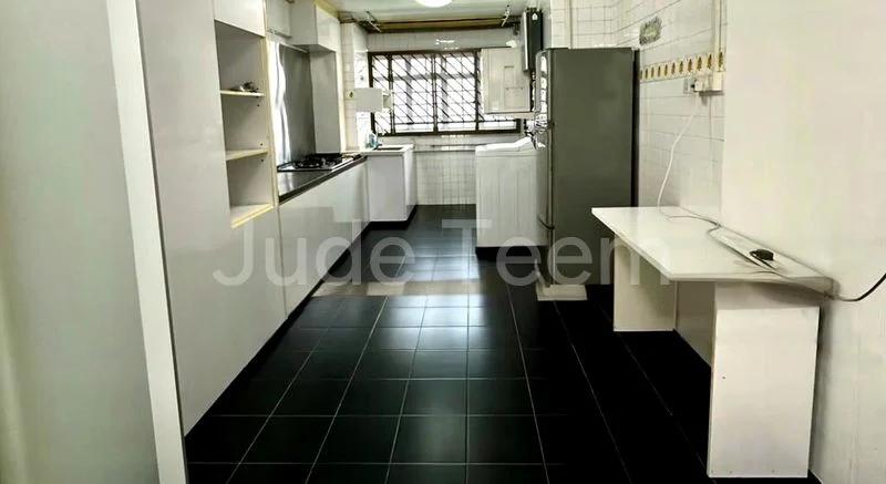 3 Room (3NG) HDB for Rent in  195 Bishan Street 13 - Image 9
